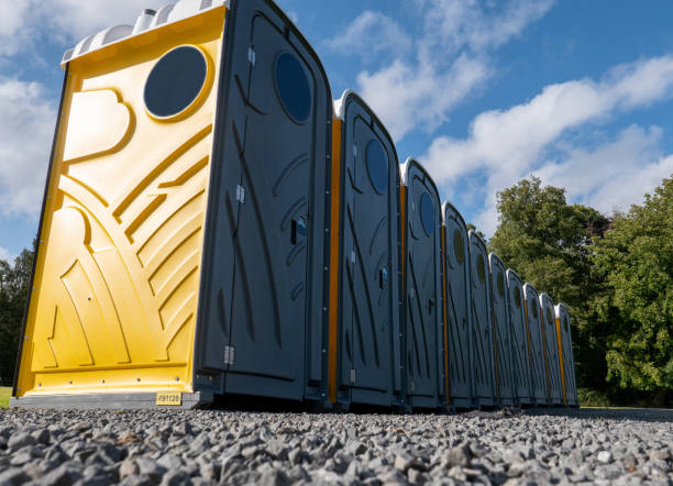 Best VIP or Luxury Restroom Trailers  in Burgaw, NC