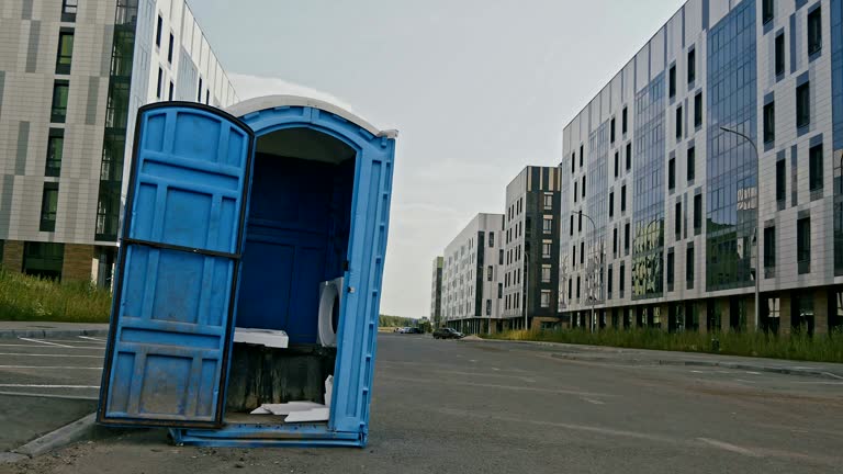 Best Portable Toilet Rental for Emergency Services  in Burgaw, NC